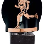 Trofeo atletismo bronce metal grabado FM02B
