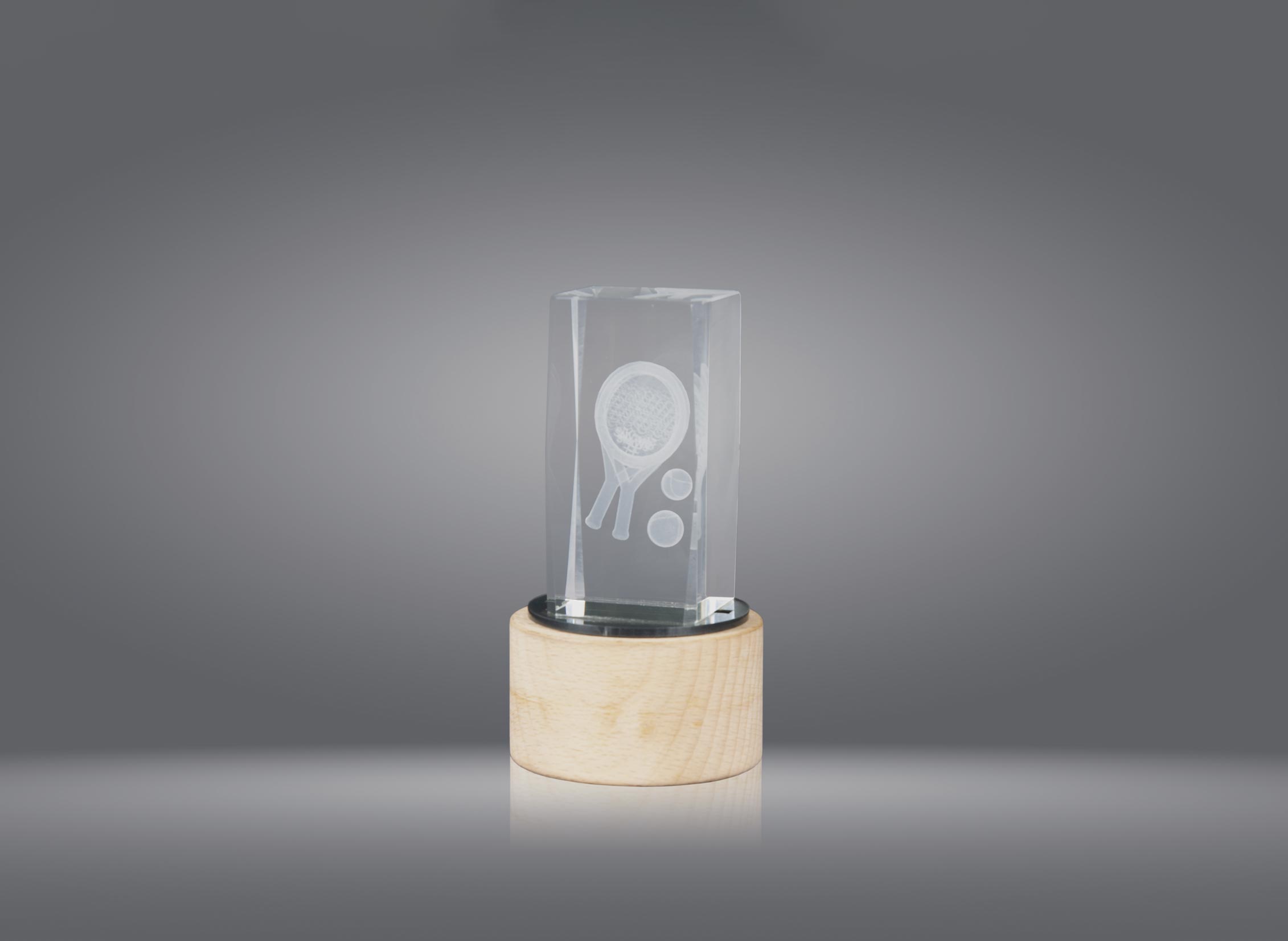 1053 Trofeo cristal base con luz grabado 1053 - Imagen 1