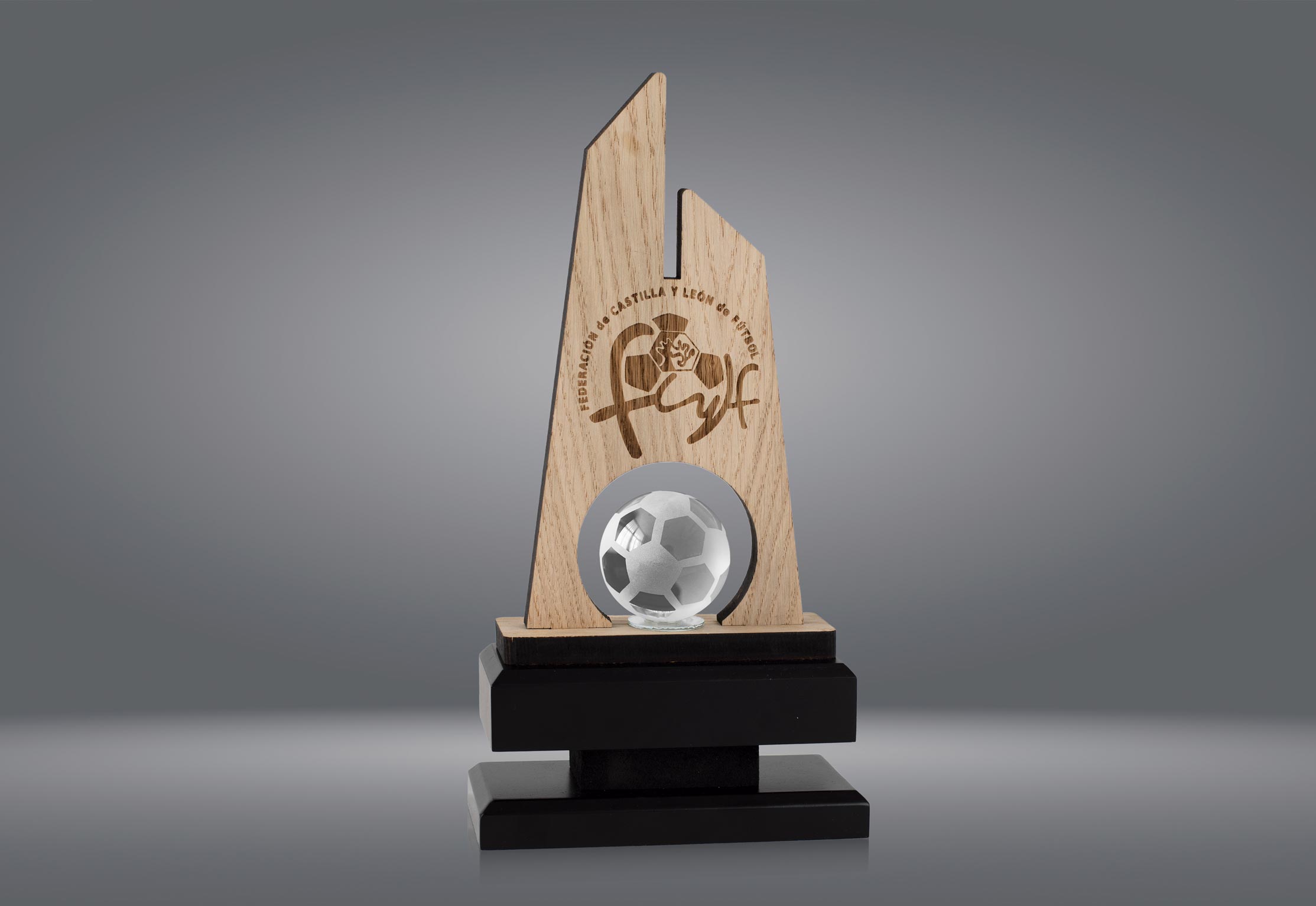 1064 Trofeo cristal varios deportes grabado 1064 - Imagen 1