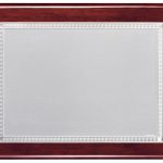 Placa de homenaje latón baño de plata grabada con estuche 97217